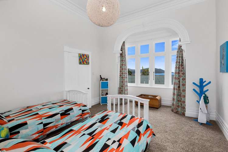 18 Middleton Road Kew_18