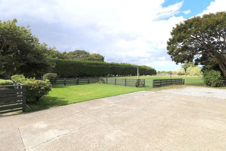 215 Findlay Road Ascot_44