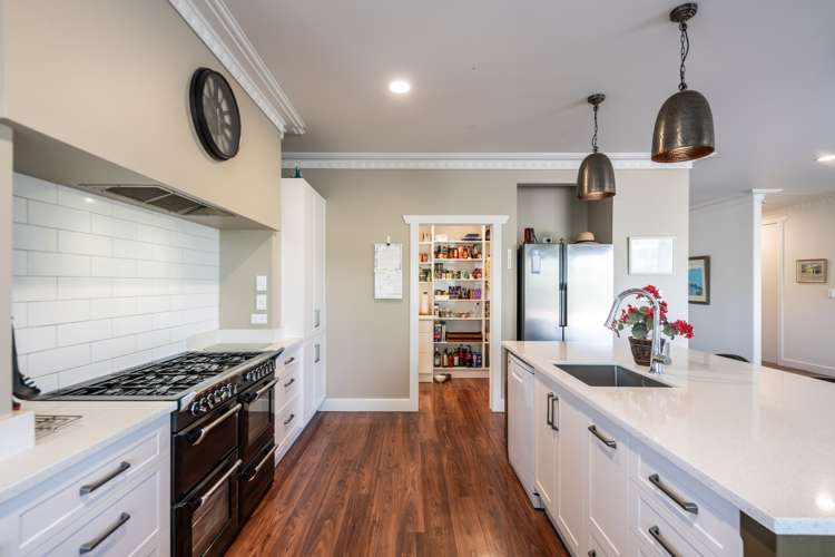 81 Racecourse Road Cambridge_16