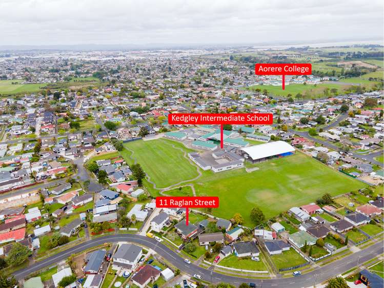 11 Raglan Street Mangere East_17