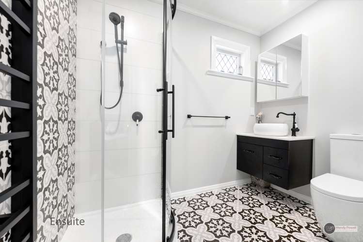 49 Penrose Street Woburn_9