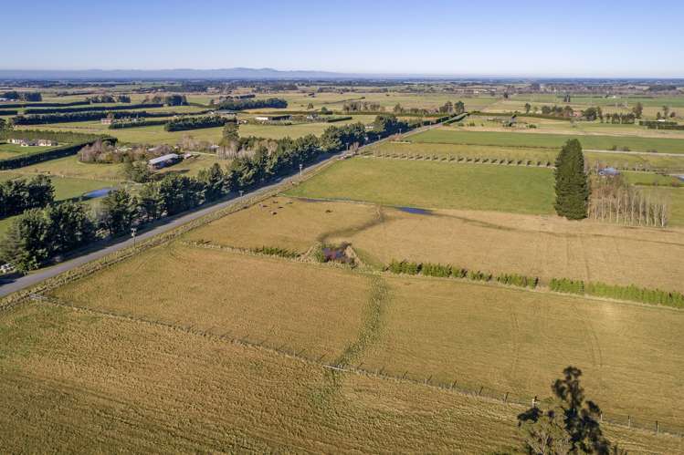 89 Davis Road Cust_5