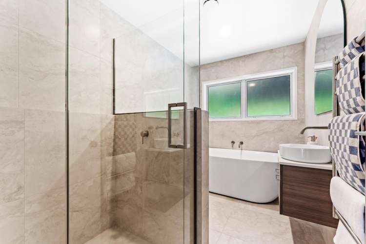 36B The Circle Manly_23