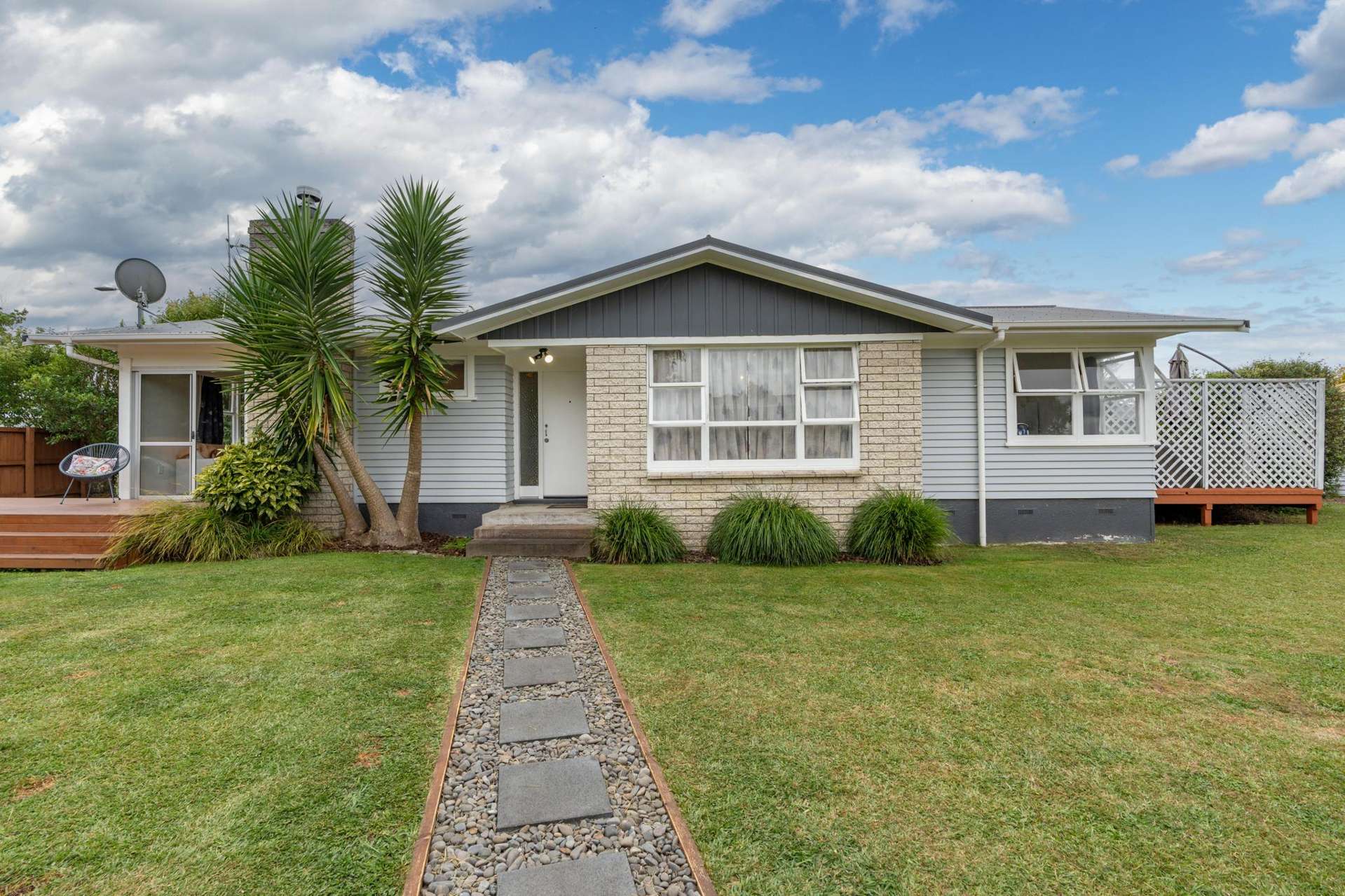 22 Joanna Place Deanwell_0