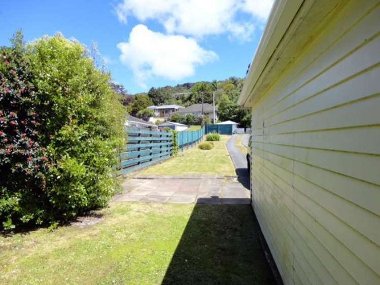 11 Bledisloe Crescent Wainuiomata_11