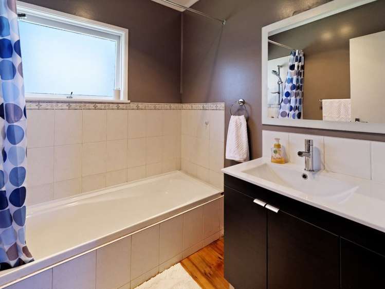 22 Sunnylaw Place Glen Eden_19