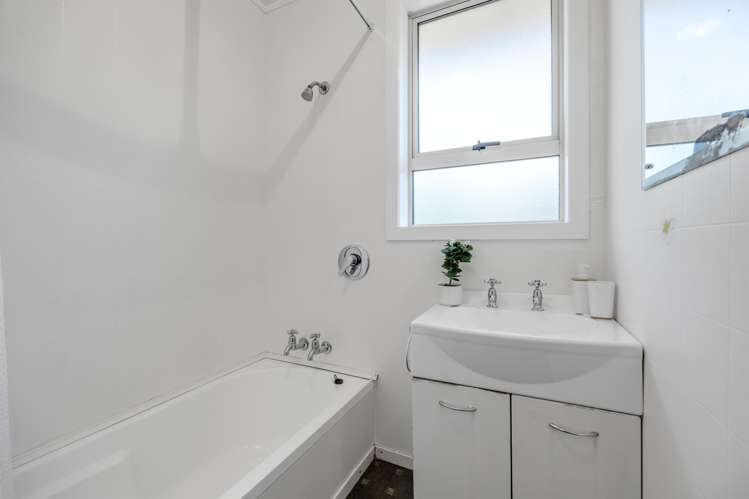 3 Hanlon Street Halfway Bush_20