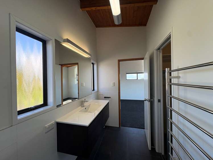 16 Sorrel Crescent Bucklands Beach_16