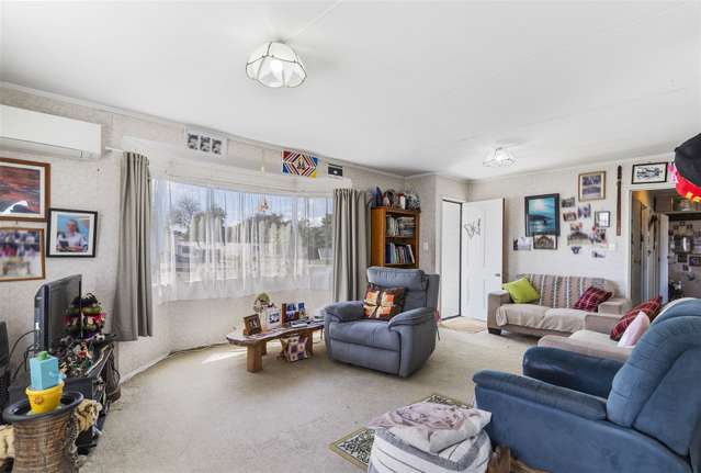 86 Maplesden Drive Clendon Park_3