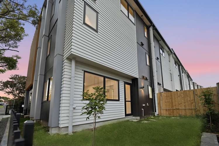 Lot 3, 4/8 Epping Street Glen Innes_17