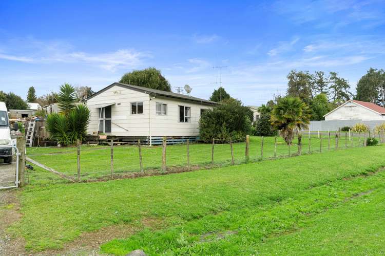 7 James Avenue Pukemiro_11