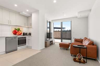 207/6 Waikumete Road_3