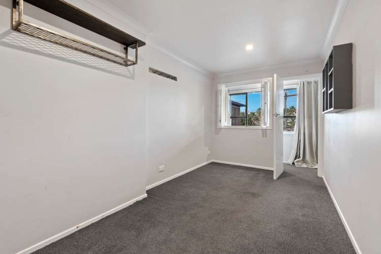 2/25 Matai Road Stanmore Bay_17