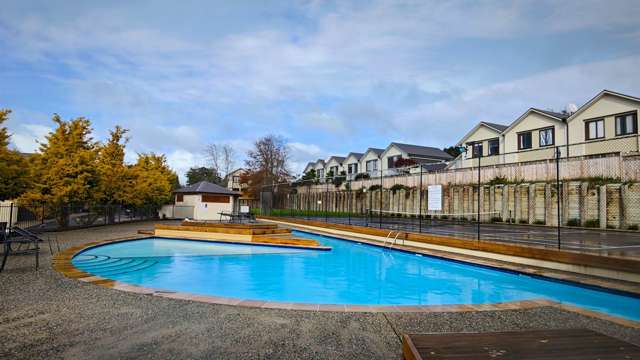 10/11 The Avenue Albany_2