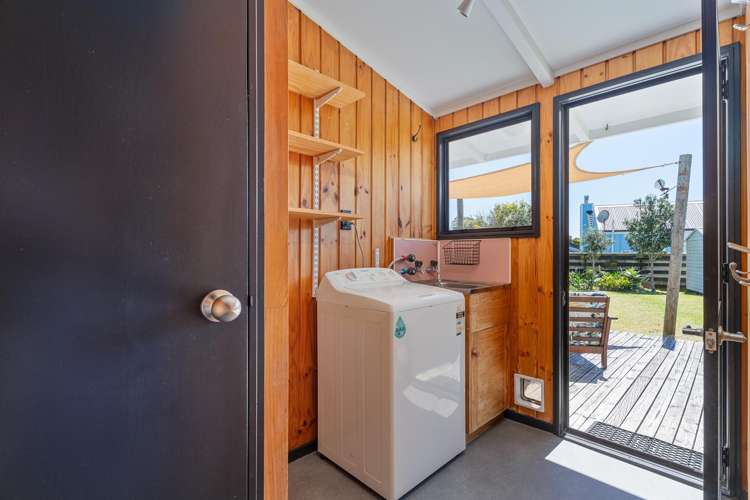 117 Winslow Place Matarangi_13