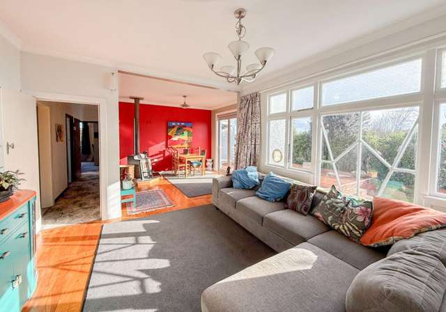 Wow Five Bedrooms On Dome