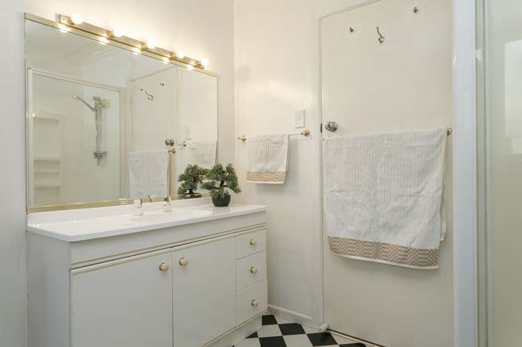 8 Scenic Heights Acacia Bay_12