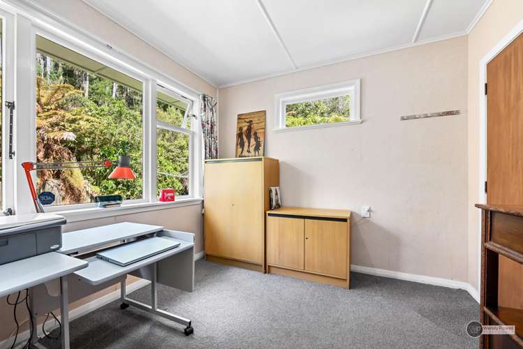 52 Elmslie Road Pinehaven_11