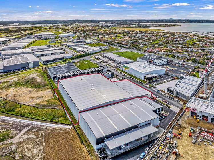 5 and 7 Inanga Street Hobsonville_20