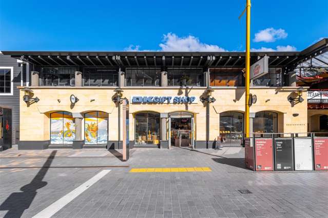 88 Beach Street Queenstown_4