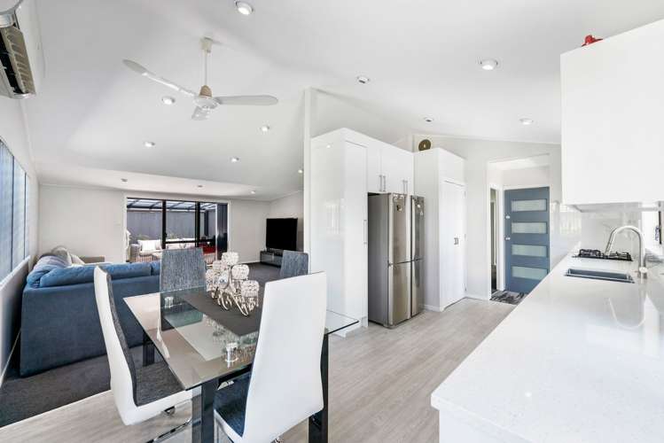 92 Harrington Road Henderson_3