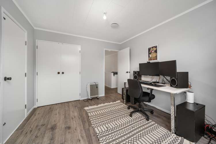 15a Kereru Bend Tawa_12