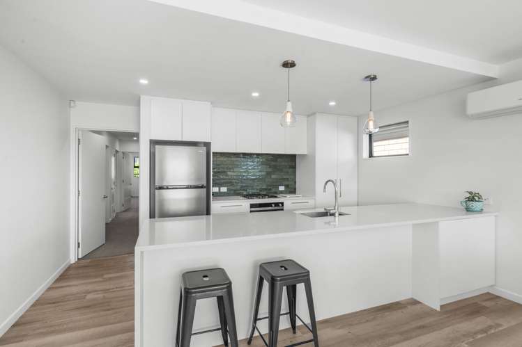 6 Lussa Close Yaldhurst_5
