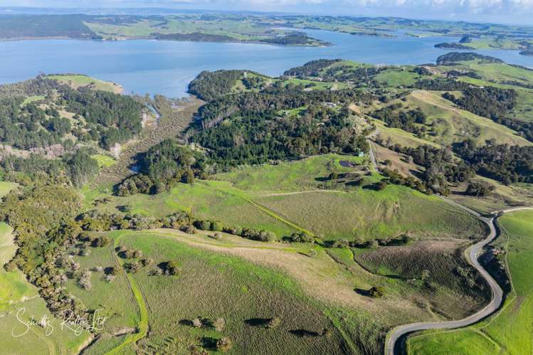 Massey Road Maungaturoto_10