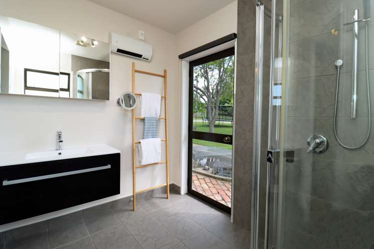 297 Homestead Road Weston_12