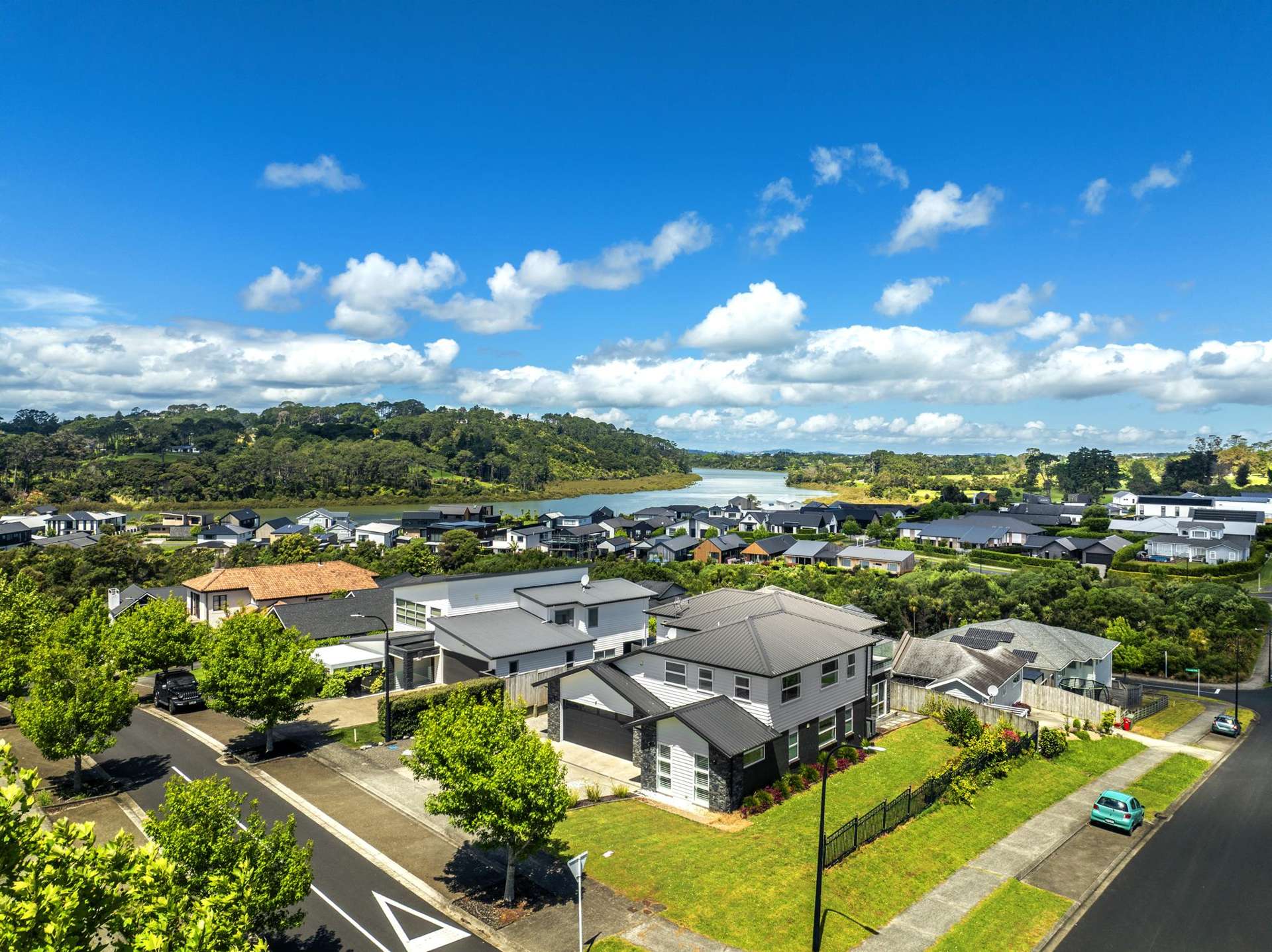 2 Tauwaka Crescent Riverhead_0