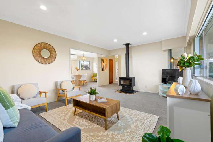 12 Windsor Avenue Te Kamo_2