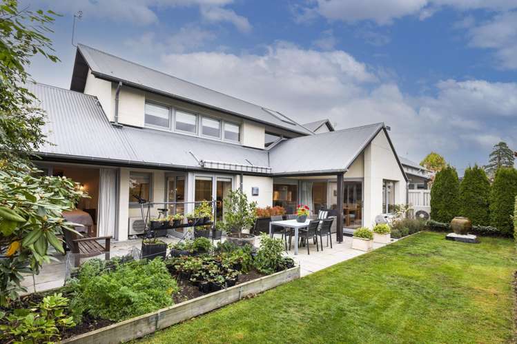 11 Bluestone Drive Parklands_20