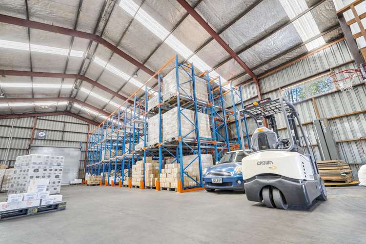 Shed 4/67 Hunua Road Papakura_3