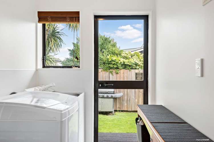 2/3 Kelvin Road Papakura_12