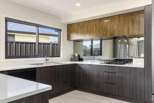 32 Tawhai Crescent Wharewaka_1