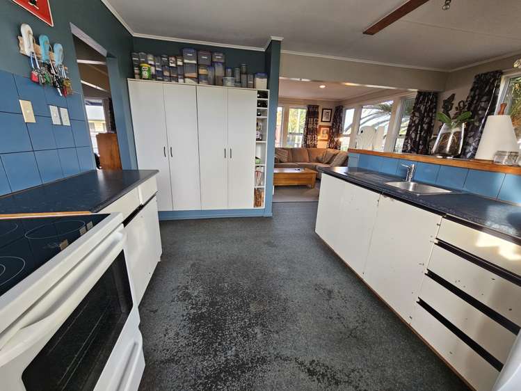 53 Kahukura Avenue Waitarere Beach_7