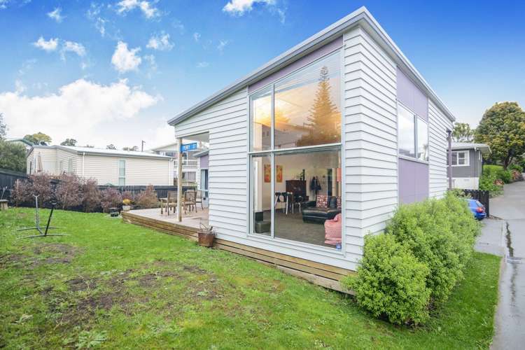 8a Saffron Street Birkdale_1