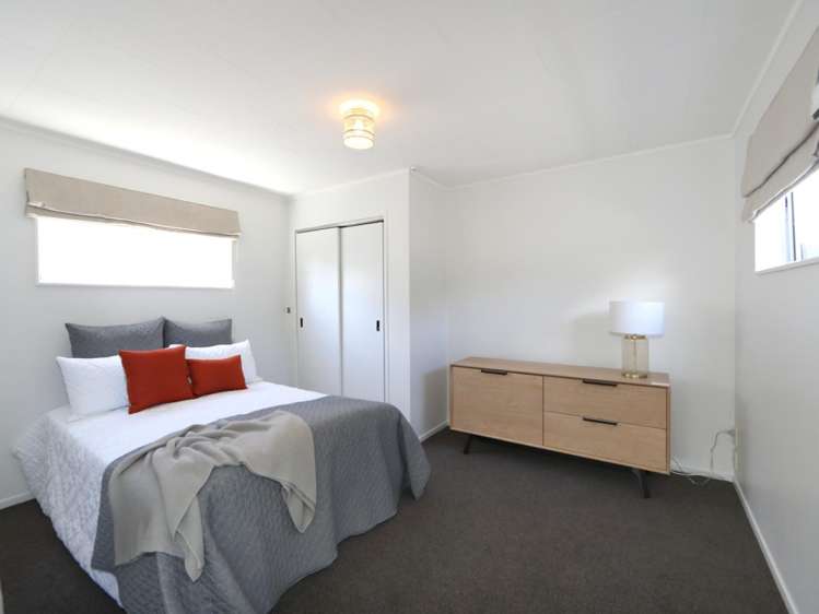 705 Collinge Road Mayfair_14