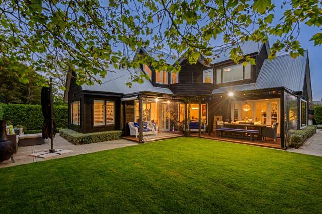 Modern style, Hokowhitu prestige