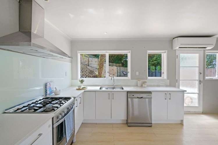 32 Voltaire Street 1286_1
