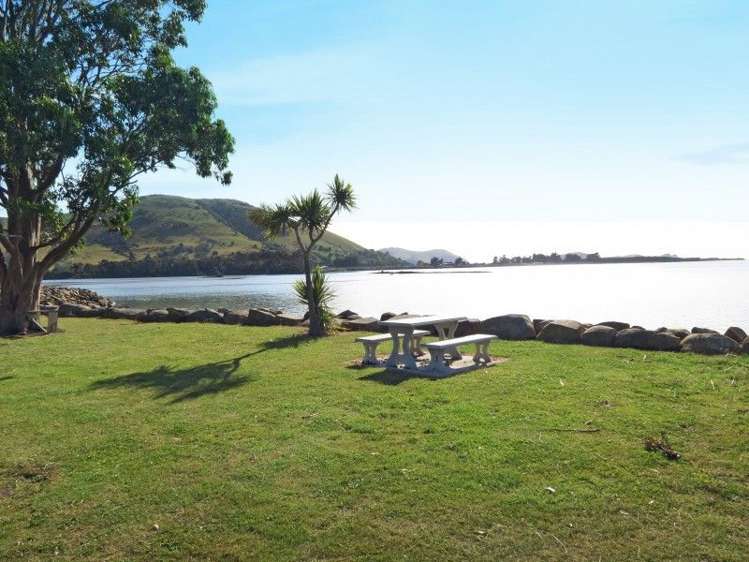 37 Park Lane Owaka_15