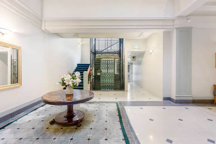 1h/2 Queen Street Auckland Central_16