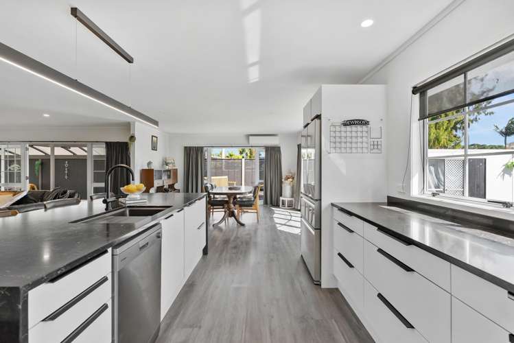 3 May Grove Lane Tamaterau_4