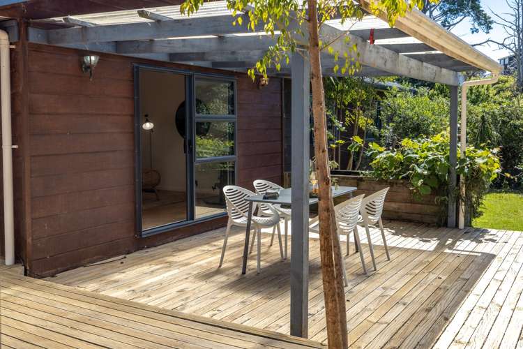 11 Natzka Road Ostend_5