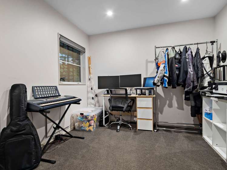 25 Medhurst Road Bombay_24