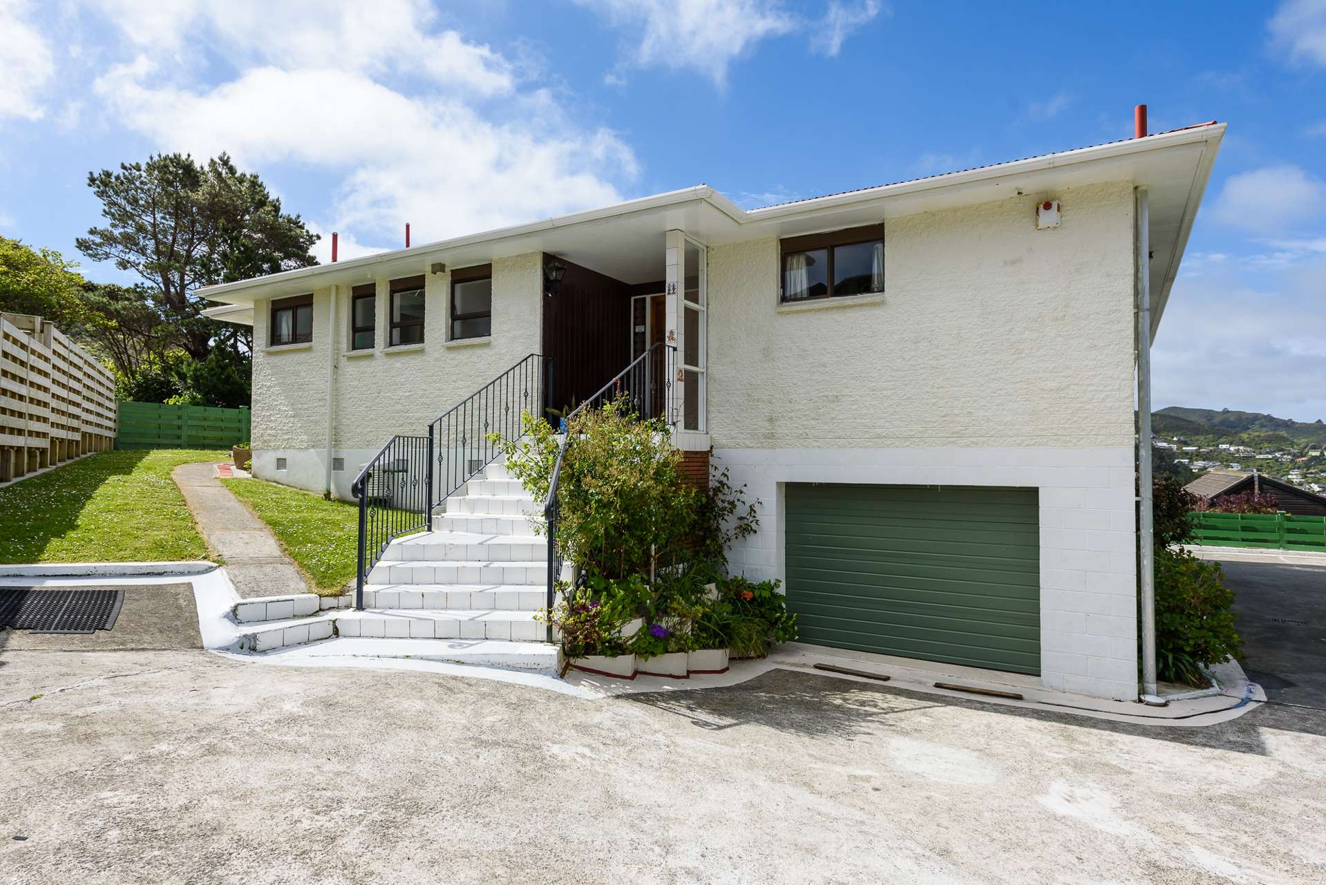 82 Thurleigh Grove Karori_0