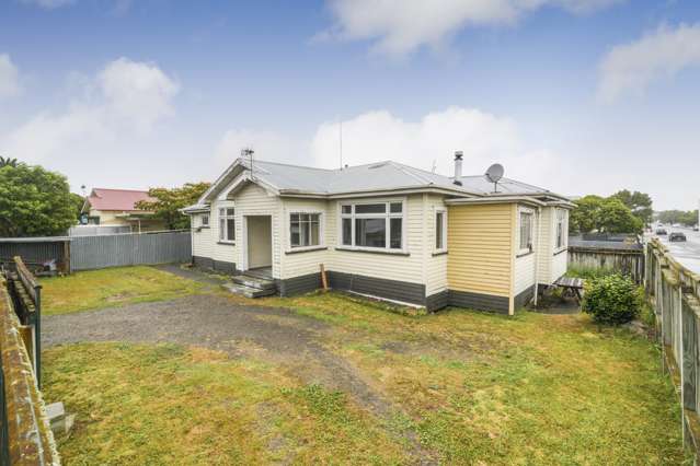 42 Chelwood Street Takaro_1