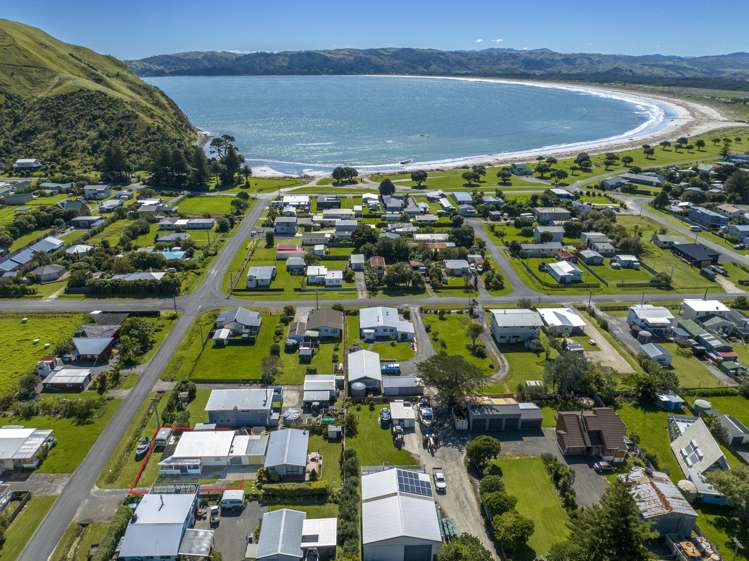 17a Weld Street Mahia_19