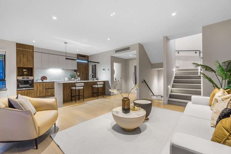 201C Hurstmere Road_2