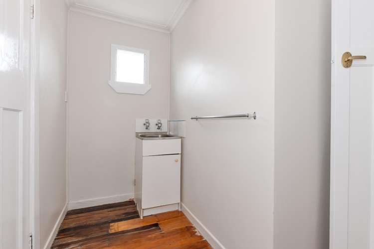 18 Falkirk Street Blockhouse Bay_21